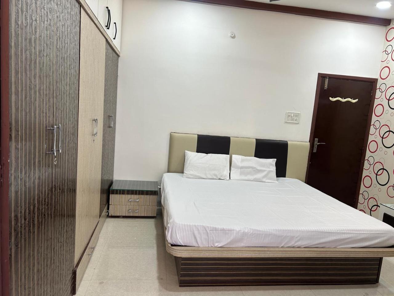 Indore Home Stay Guest house