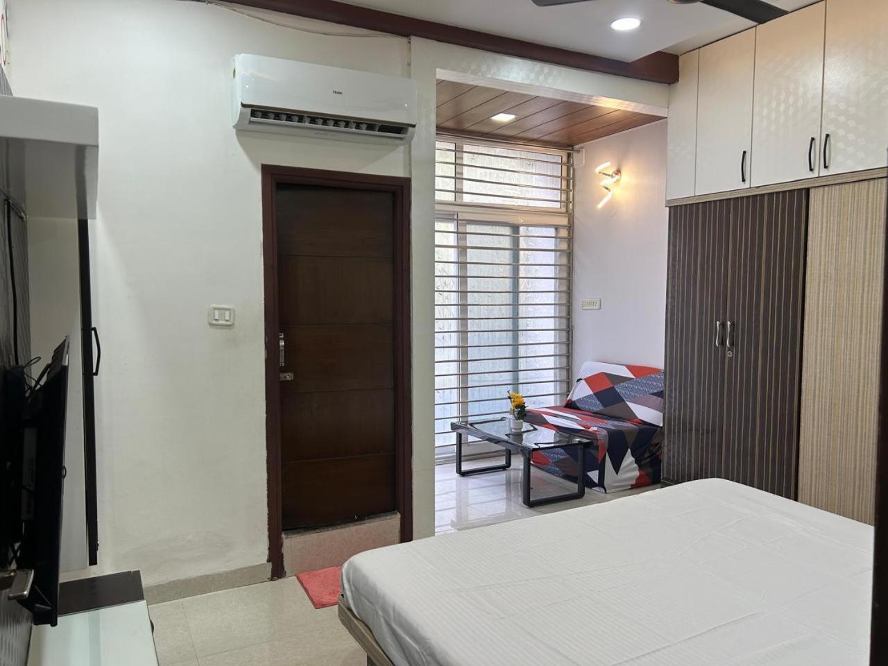 Indore Home Stay *